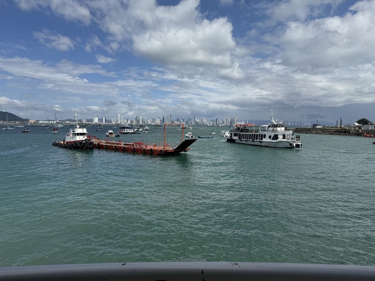 Panama Canal & Amador Causeway Experience Panama insider (1)