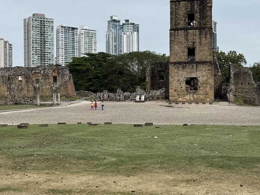 Panama Half Day Tour from its Origins to Modern Times (3)